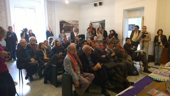 Incontro nella sala Pignatiello del Comune di Napoli 