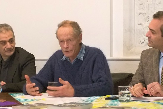 Incontro nella sala Pignatiello del Comune di Napoli