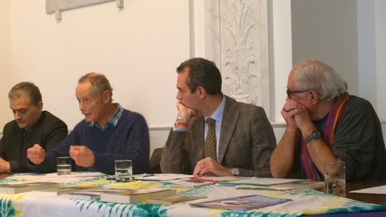 Incontro nella sala Pignatiello del Comune di Napoli